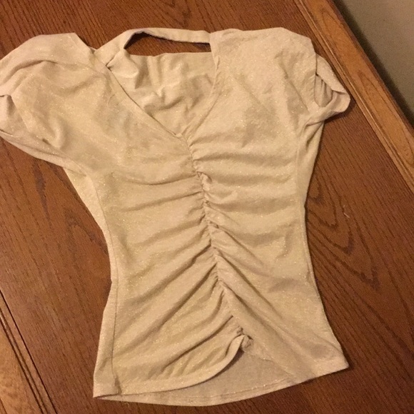 Top - Picture 2 of 2